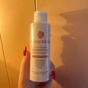 Strawberry Skin Resurfacing Cream